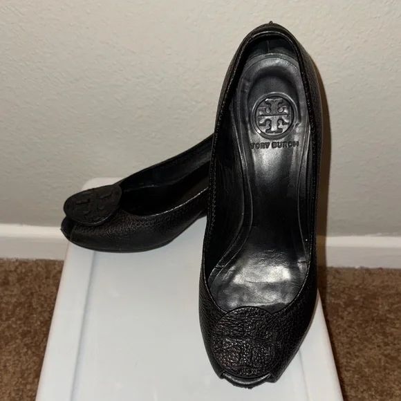 Tory Burch Black Leather Peep-Toe Heels - Picture 5 of 9